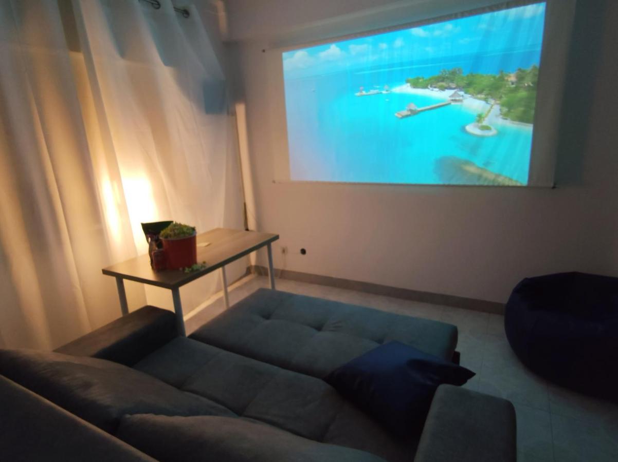 The Whale House Apartment